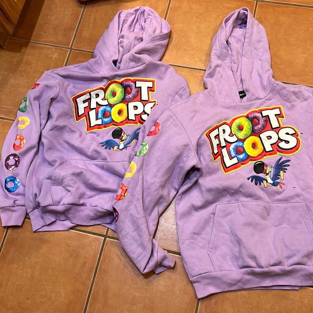Kellogg’s Froot Loops sweatshirt